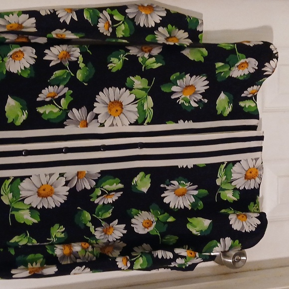 Daniel Field button-up blouse - Picture 3 of 7